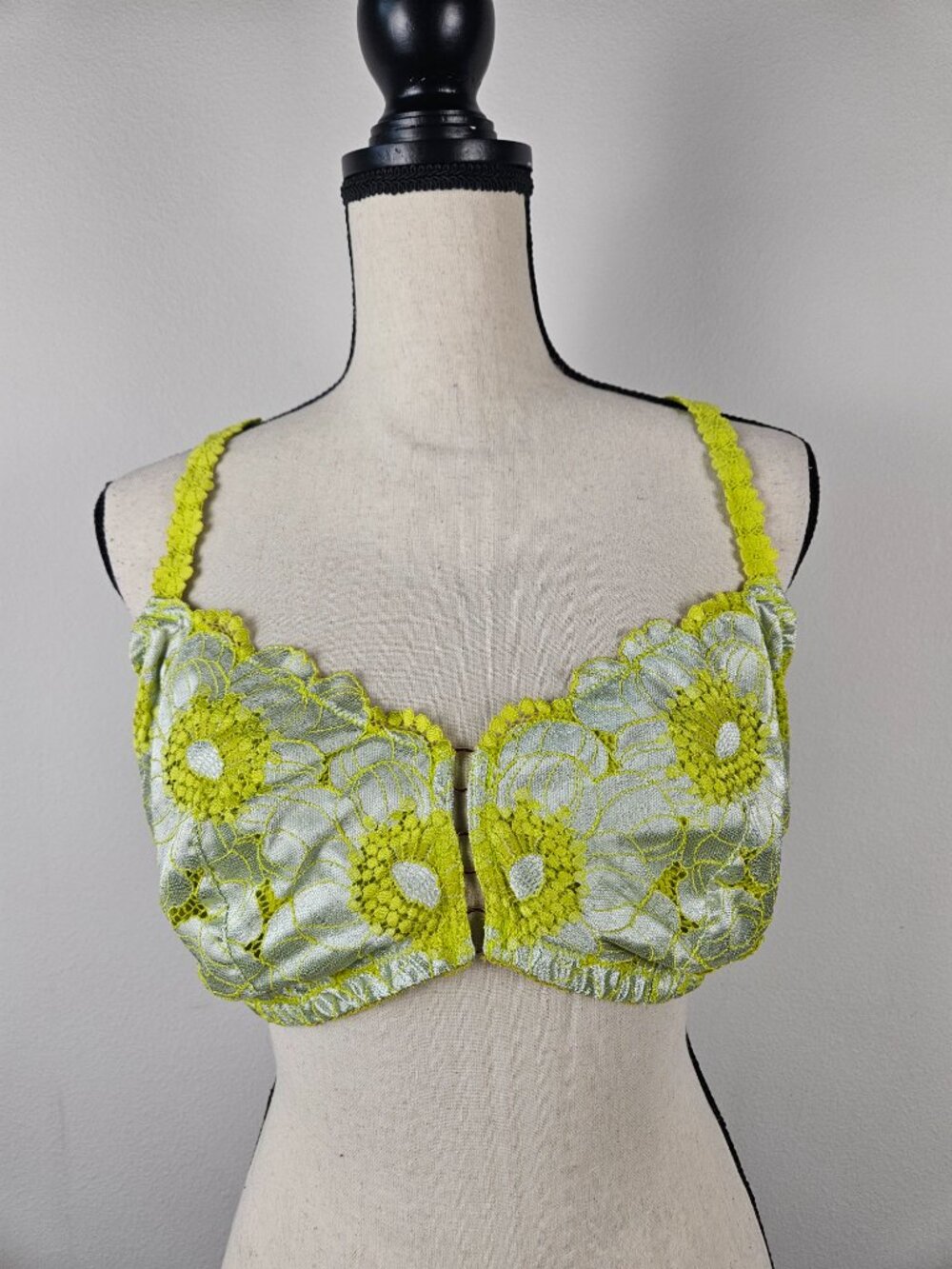Savage Fenty Perfect Poppies Lace Bralette Size 3XL - Picture 5 of 12